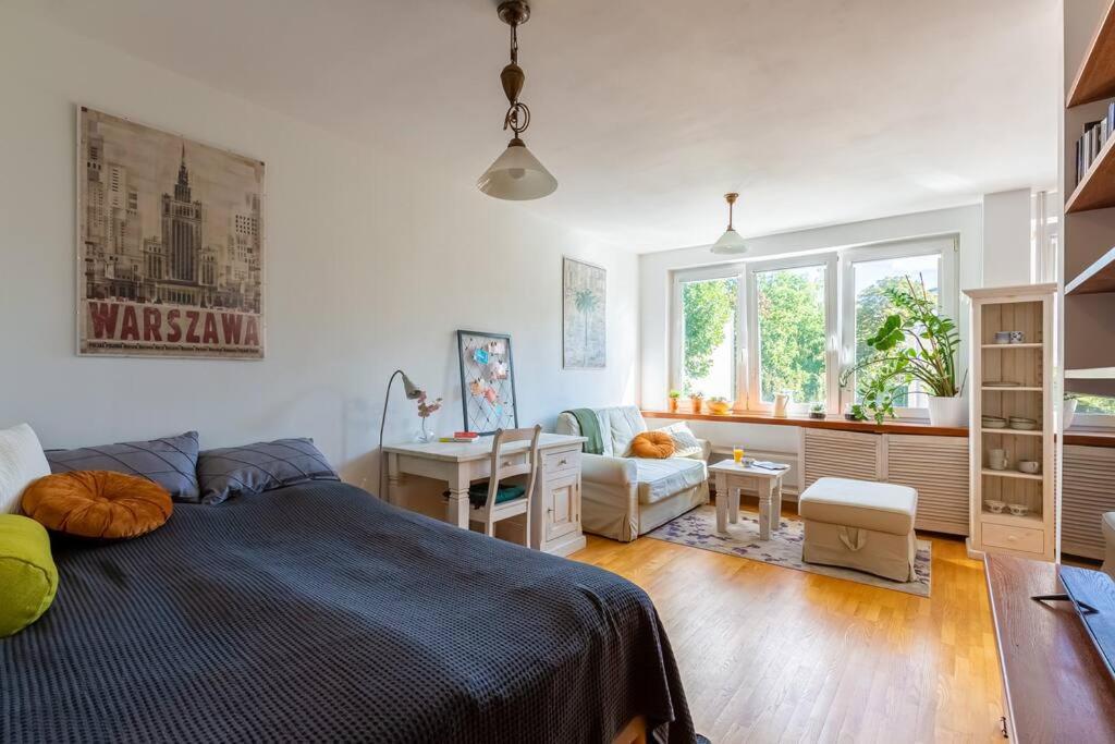 ワルシャワCozy, Bright, Comfy Studio Next To The Old Town.アパートメント エクステリア 写真