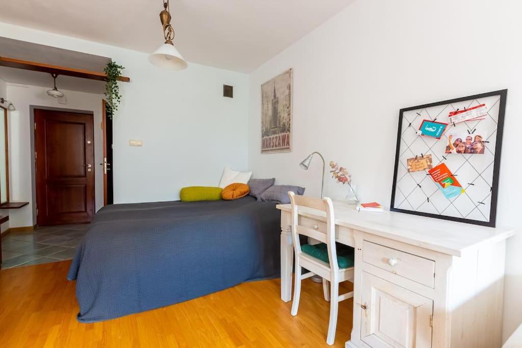 ワルシャワCozy, Bright, Comfy Studio Next To The Old Town.アパートメント エクステリア 写真